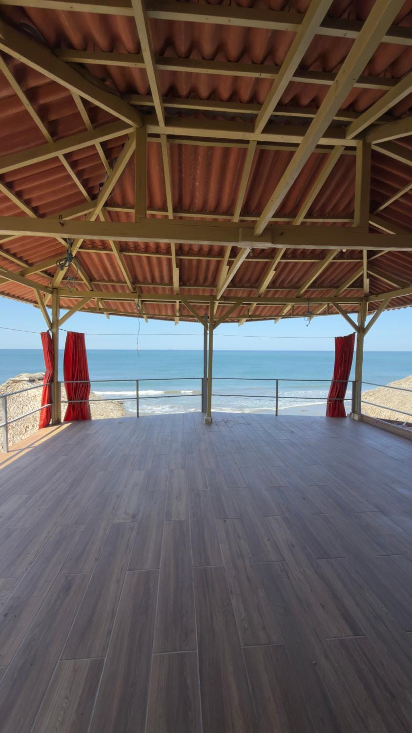 Casa la barra surf resort Resort in Nicaragua