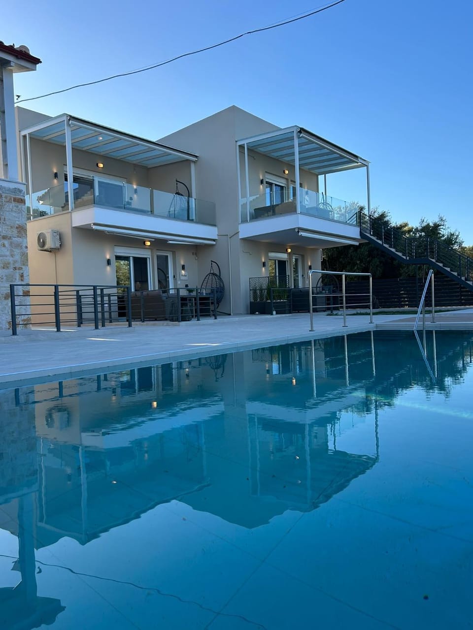 Property building, Balcony/Terrace