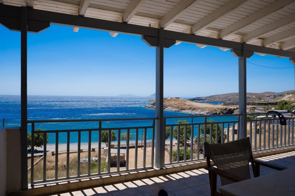 The Dream House on the Beach! -1st Floor Apartment in Kea-Kythnos