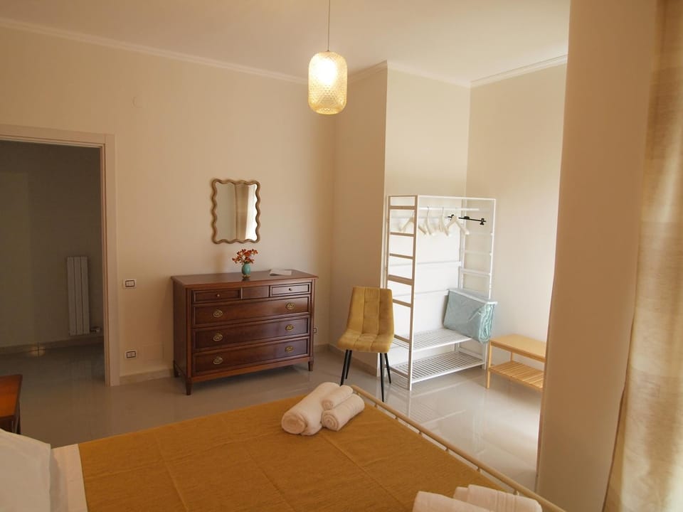 CASA ANGELA, luminoso appartamento al centro del Salento Apartment in Apulia