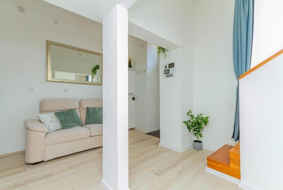 Kazy Street Apartment 2 - in the Heart of Budapest Apartment in Budapest