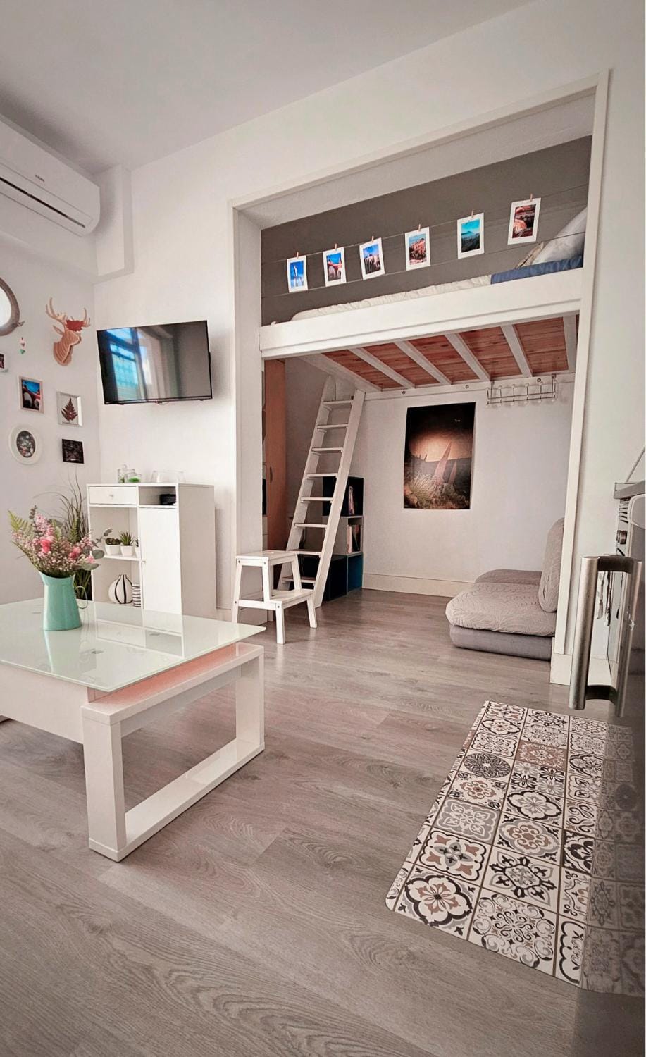 Communal lounge/ TV room, TV and multimedia