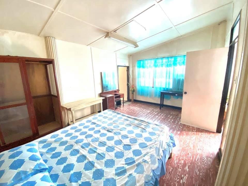 Tamari's Rest House Apartment in Calabarzon