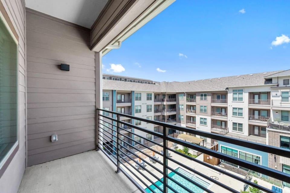 Modern 1BR near TPC Golf Apartment in Allen