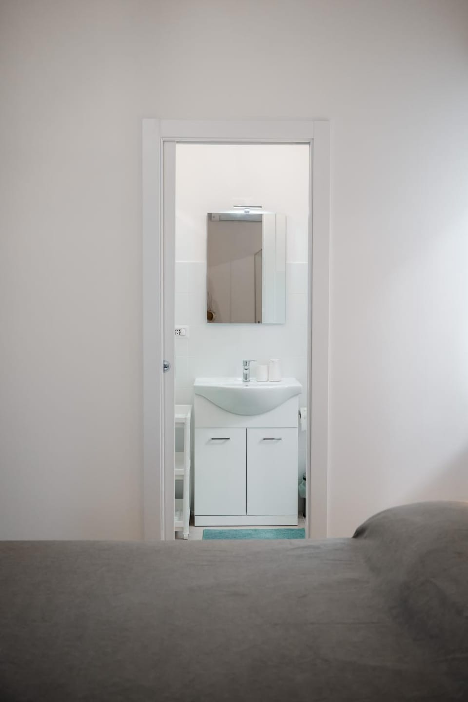 Bed, Bathroom, Bedroom