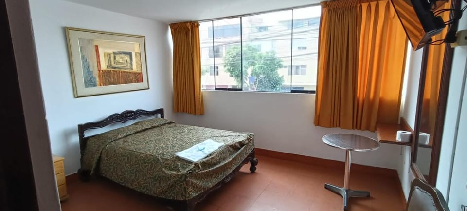 Hostal Cesar Alberto Inn in Miraflores