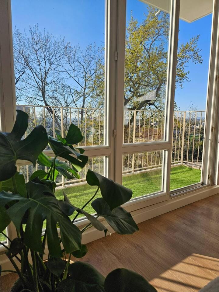 Logement spacieux et lumineux Apartment in Lyon