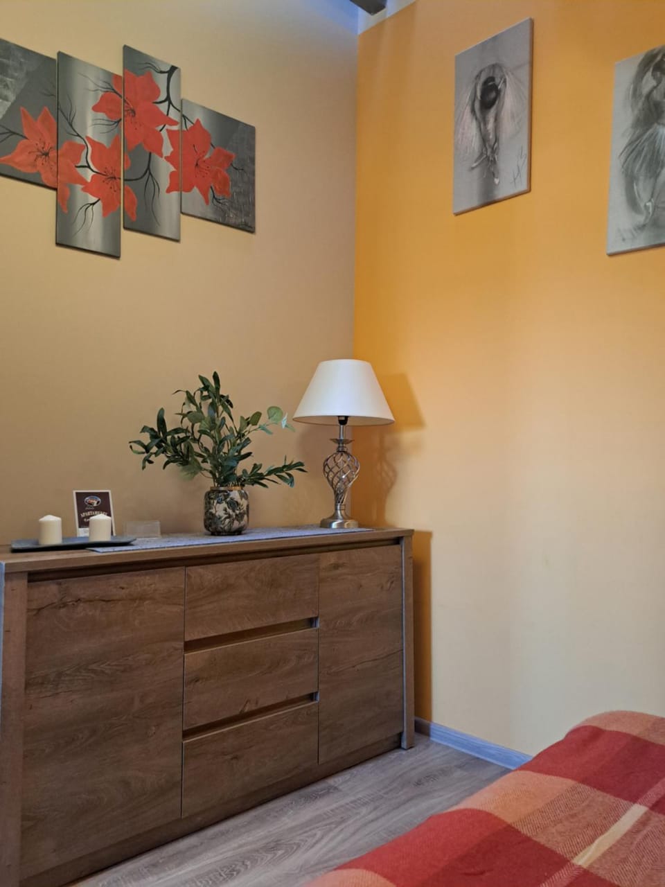 Apartamenty Przy Farze Apartment in Masovian Voivodeship