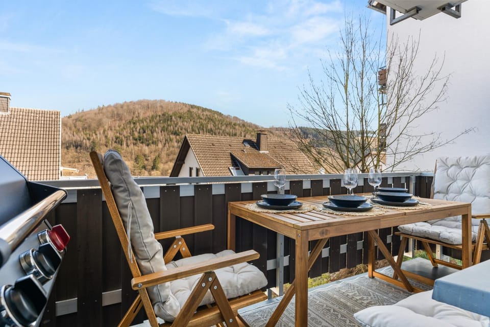 Natural landscape, View (from property/room), Balcony/Terrace