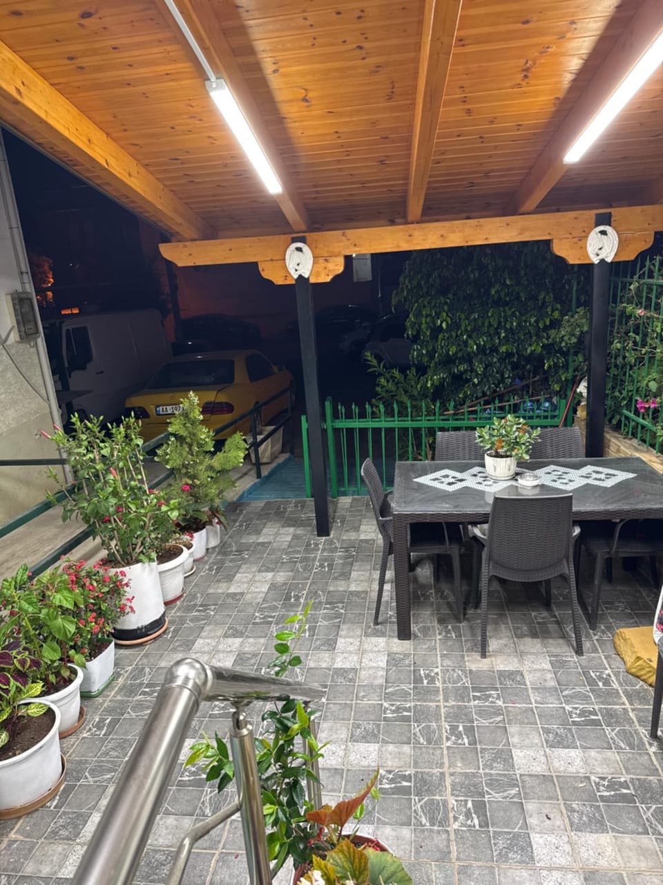 Mikaela House Apartment in Ksamil