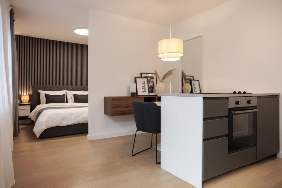 Kitchen or kitchenette, Photo of the whole room, Bedroom