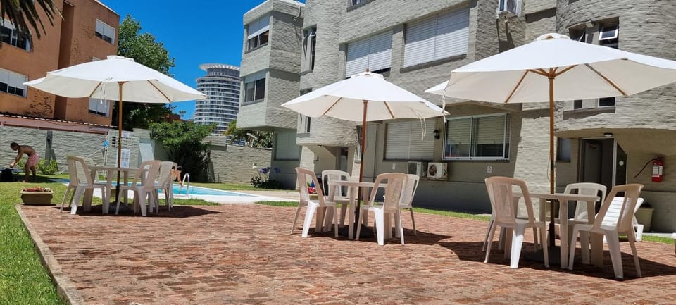 Patio, Garden