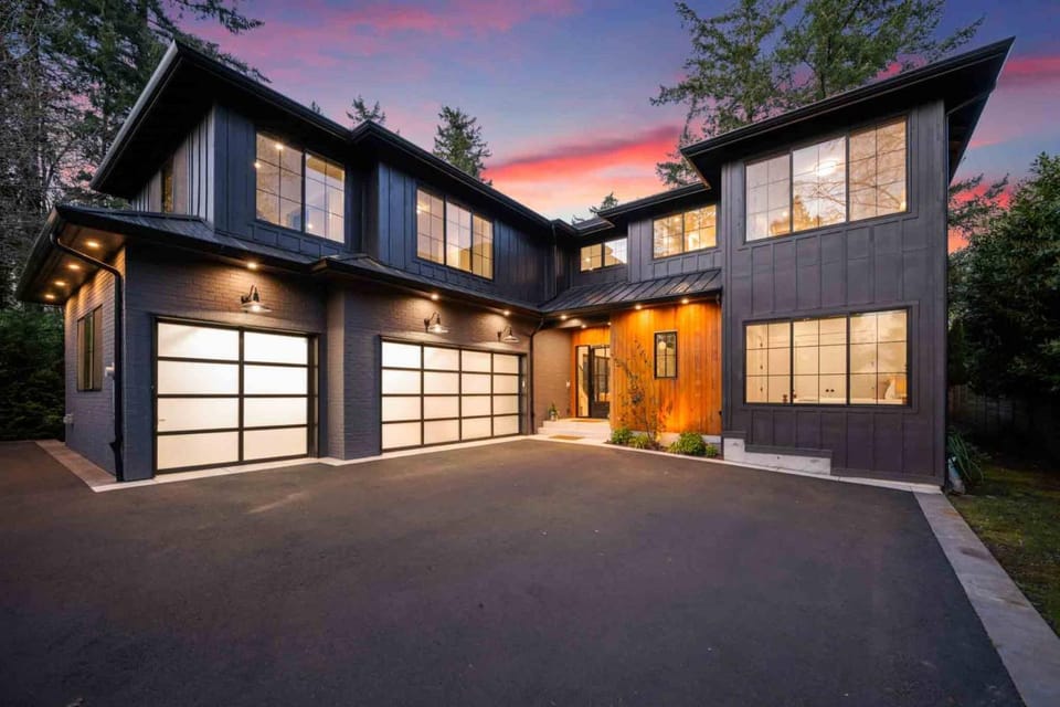 Maison Ananda Oswego House in Lake Oswego
