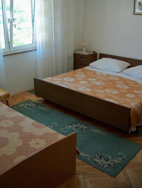 Guest House Mireja Bed and Breakfast in Lika-Senj County