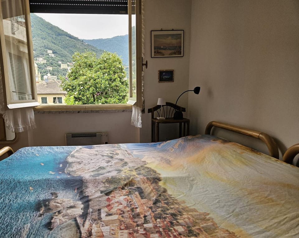 Natural landscape, Bedroom, Mountain view