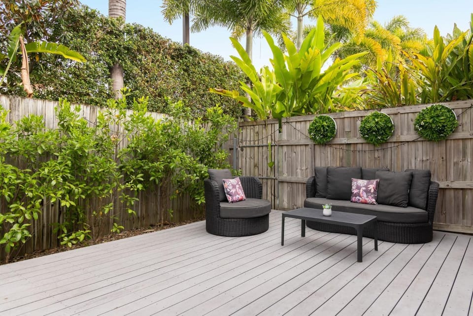 Seating area, Garden view