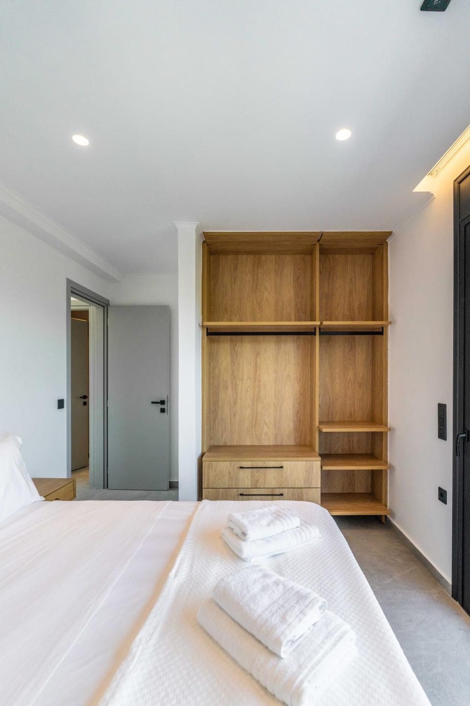 Bed, Photo of the whole room, Bedroom, towels, wardrobe