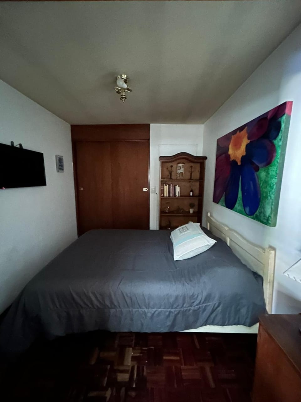 Bed, TV and multimedia, Bedroom, wardrobe