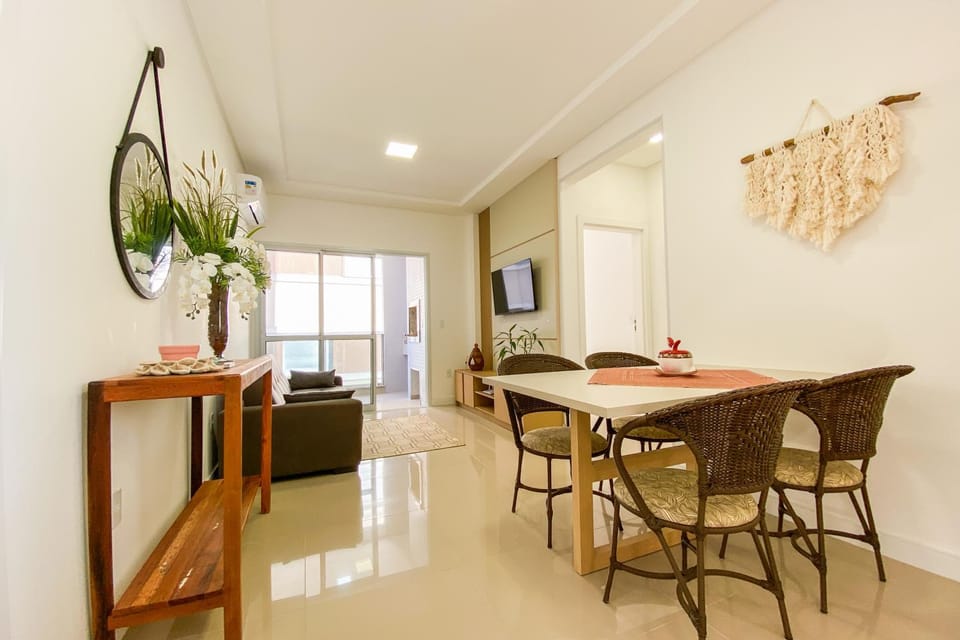 Apartamento há poucos metros da praia - 0459 Apartment in Florianopolis