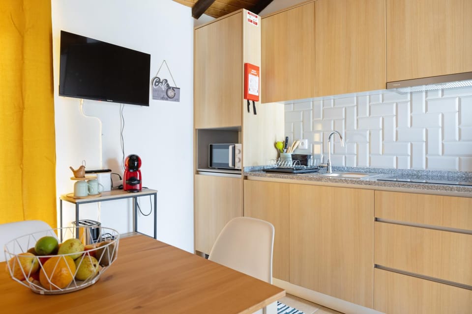 TV and multimedia, Coffee/tea facilities, Kitchen or kitchenette, toaster