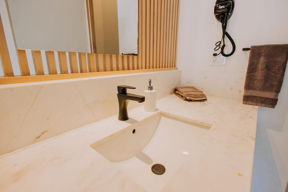605 Tower Downtown Cabo Apartment in Cabo San Lucas