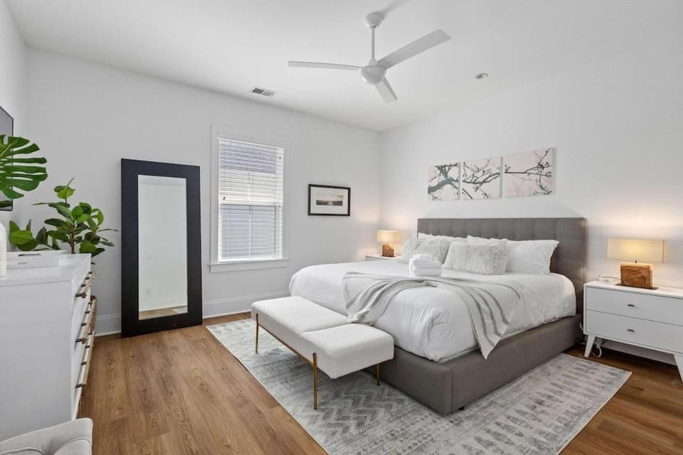 Sweet Retreat, Old Village, 5 mins to Dtwn House in Mount Pleasant