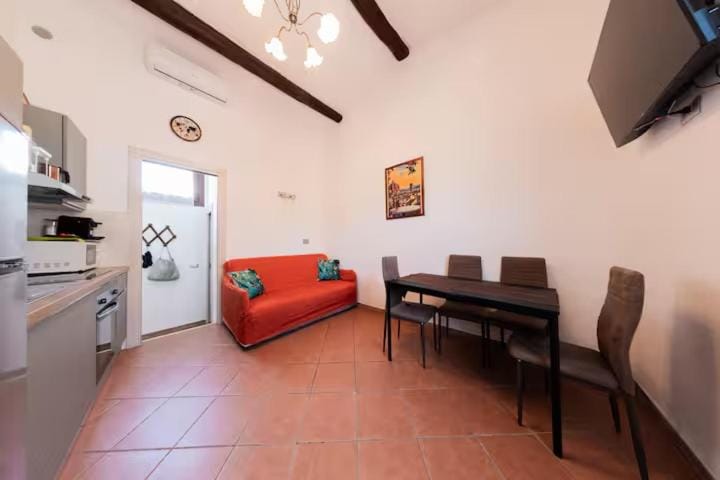 nice flat 1000 mt from city center and parking nearby - Dimora Leopolda Apartment in Florence