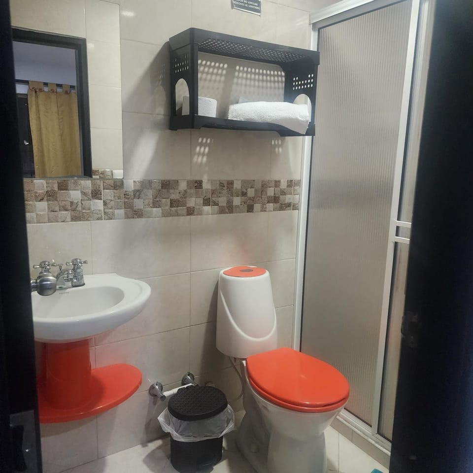 hostel Santamaria Bed and Breakfast in Gaira