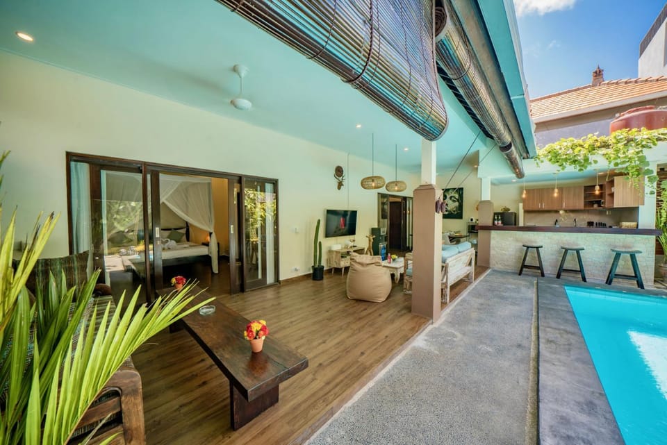 Patio, TV and multimedia, Balcony/Terrace, Evening entertainment, Pool view