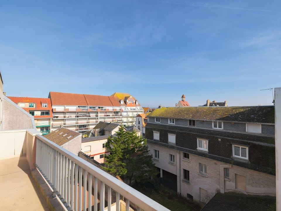 Charmant T2 au Centre du Touquet, Balcon et Confort - FR-1-821-33 Apartment in Hauts-de-France