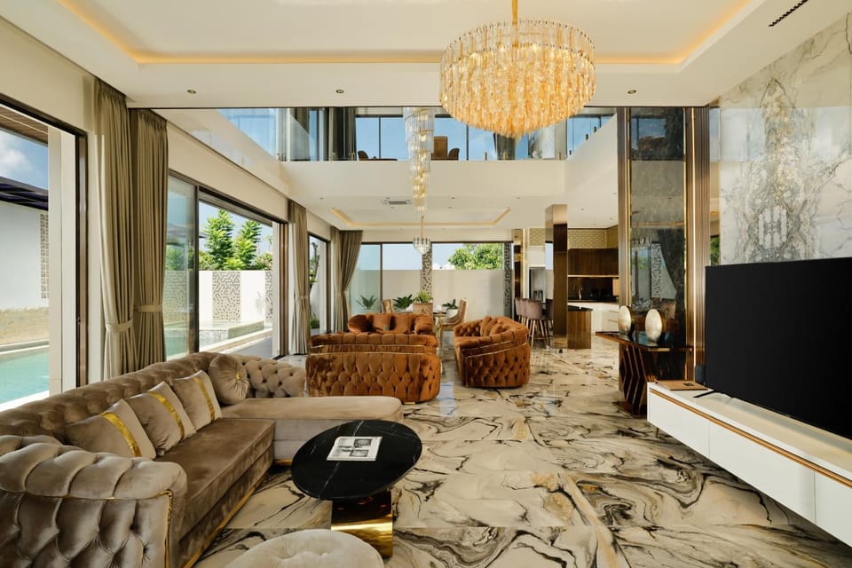 Communal lounge/ TV room, Living room
