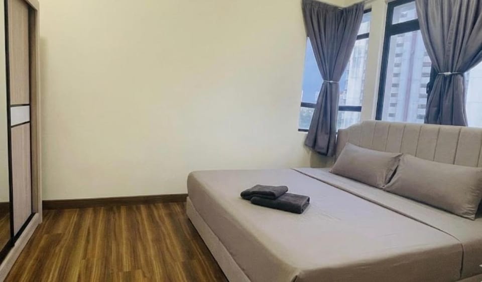 Aisyahmuslim Homestay Putrajaya- Walkin distance to Ayer8 Apartment in Putrajaya
