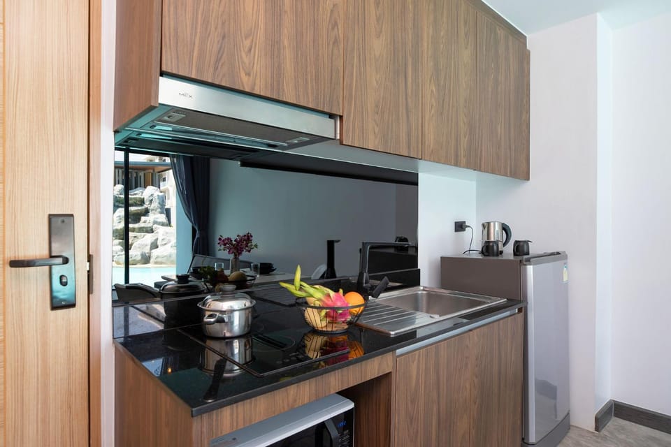 Kitchen or kitchenette, stove