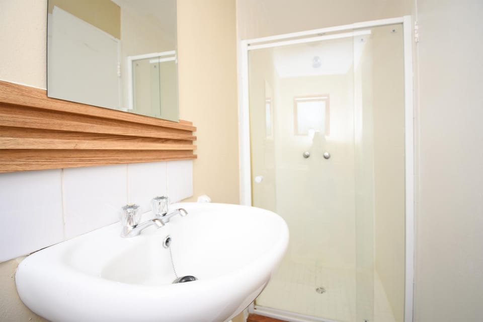 ThangoRes Escape to Tranquility Bed and Breakfast in Gauteng