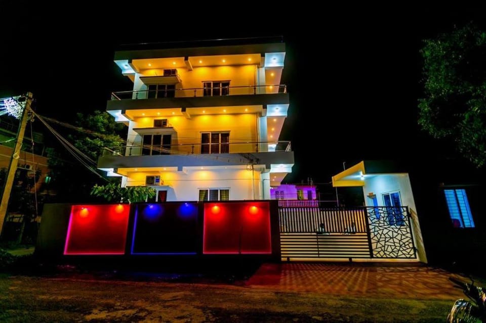 Property building, Night