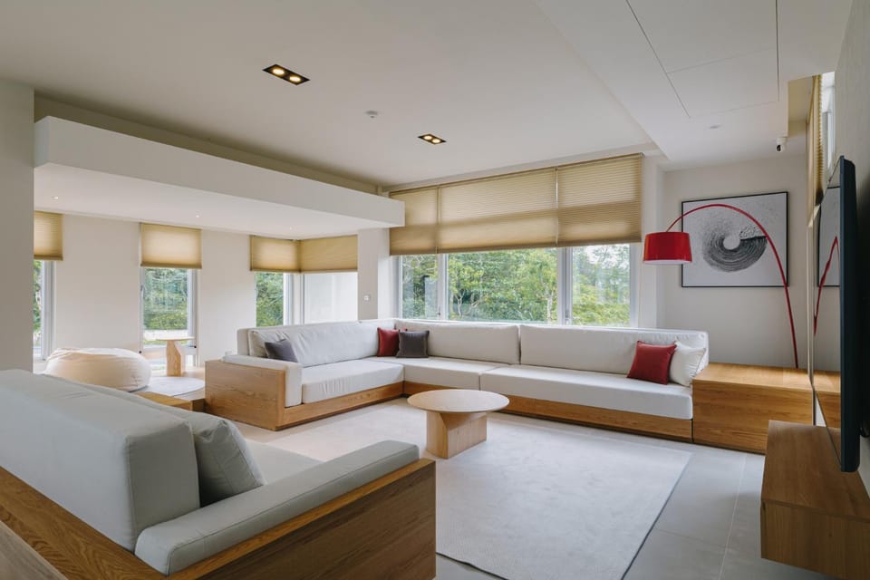 Communal lounge/ TV room, TV and multimedia, Living room