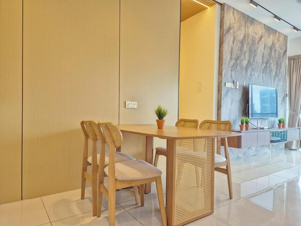 D3911 Klcc View Private Roof Terrace l 8Pax Apartment in Federal Territory of Kuala Lumpur