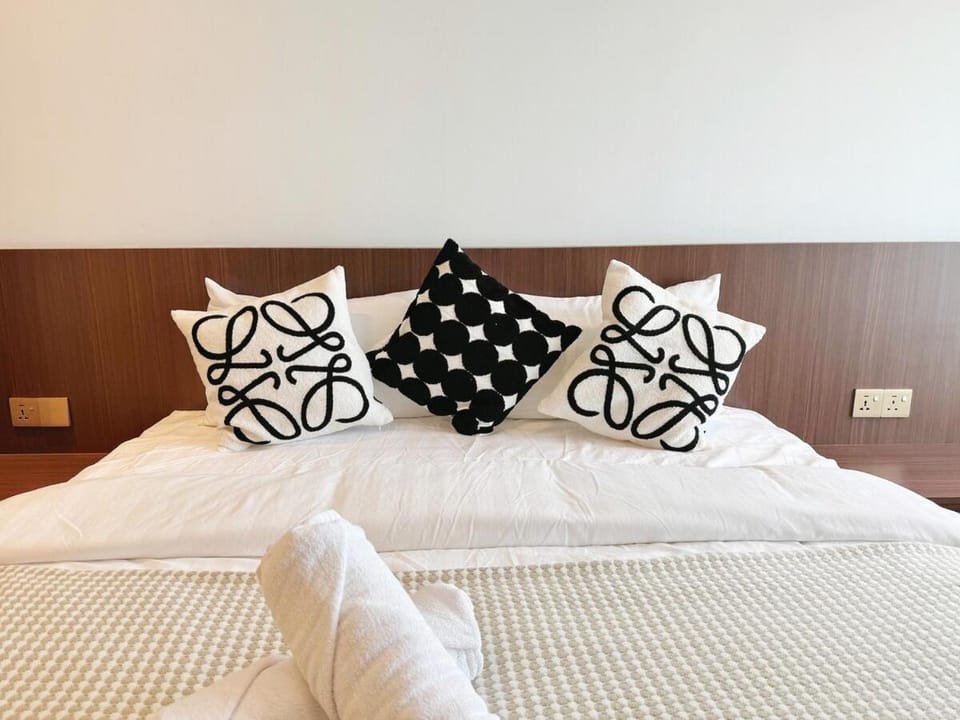 D3911 Klcc View Private Roof Terrace l 8Pax Apartment in Federal Territory of Kuala Lumpur