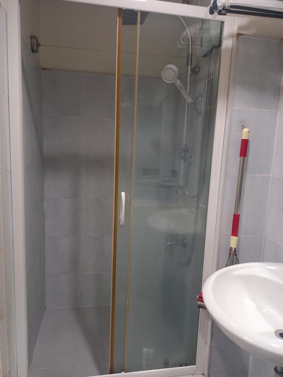 Theresa Sea Residence Tower EF Bed and Breakfast in Pasay