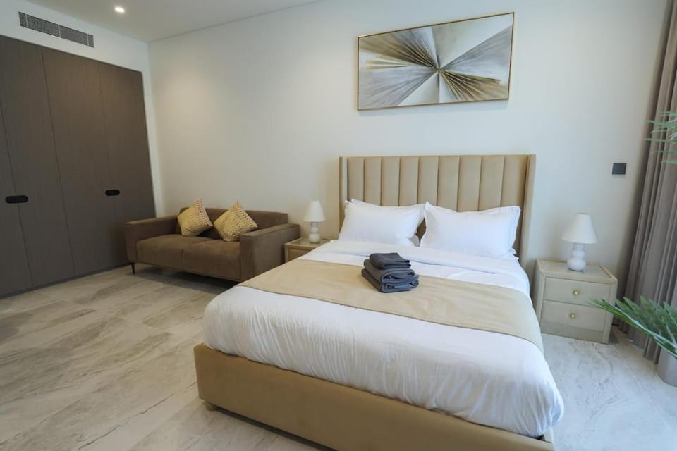 Stunning Studio in Peninsula Five Apartment in Dubai