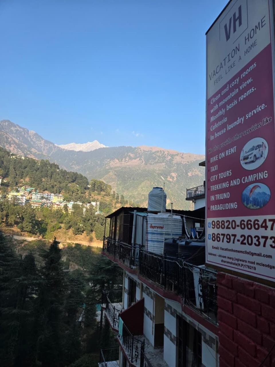 Property building, Restaurant/places to eat, Property logo or sign, BBQ facilities, TV and multimedia, Coffee/tea facilities, View (from property/room), Balcony/Terrace, Food and drinks, Guests, Garden view, Mountain view, Street view, Breakfast, Breakfast, pet friendly, towels, laundry