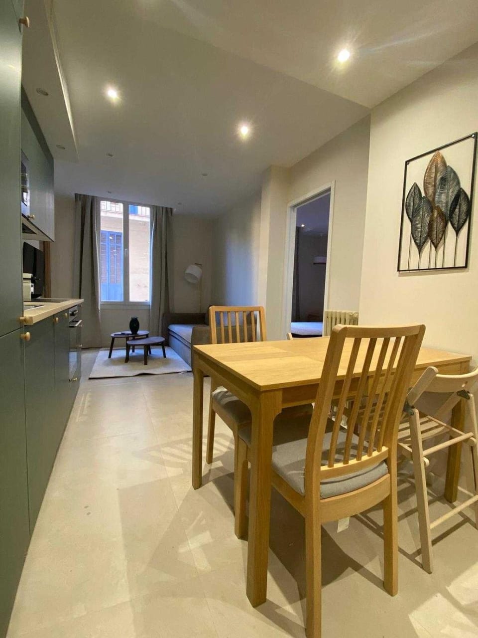 Modern apartment -2BDR 6P - 300m from the BEACH Apartment in Antibes