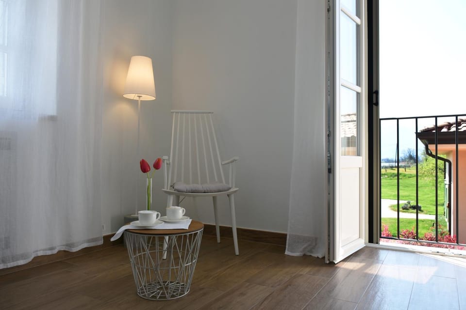 Bedroom, Garden view