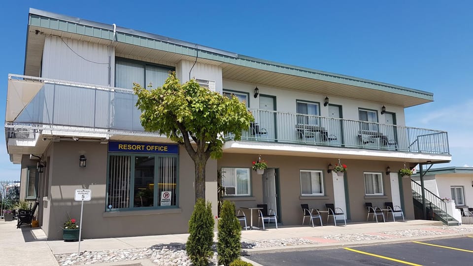 Lakeview Resort Motel Motel in Wasaga Beach