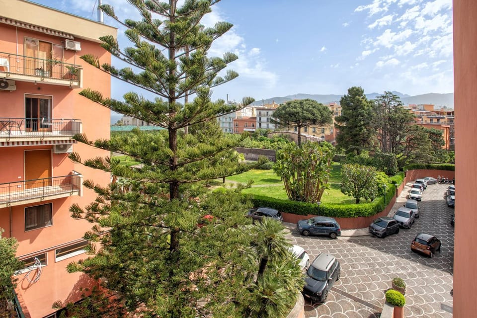 Crystal & Esmeralda Apartment Suites Sorrento Apartment in Sorrento