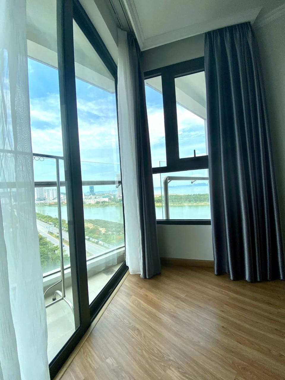Natural landscape, View (from property/room), Balcony/Terrace, Lake view, River view