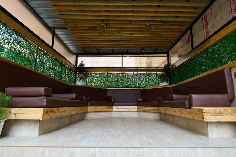 Inner courtyard view, Internal: Not applicable to any particular room