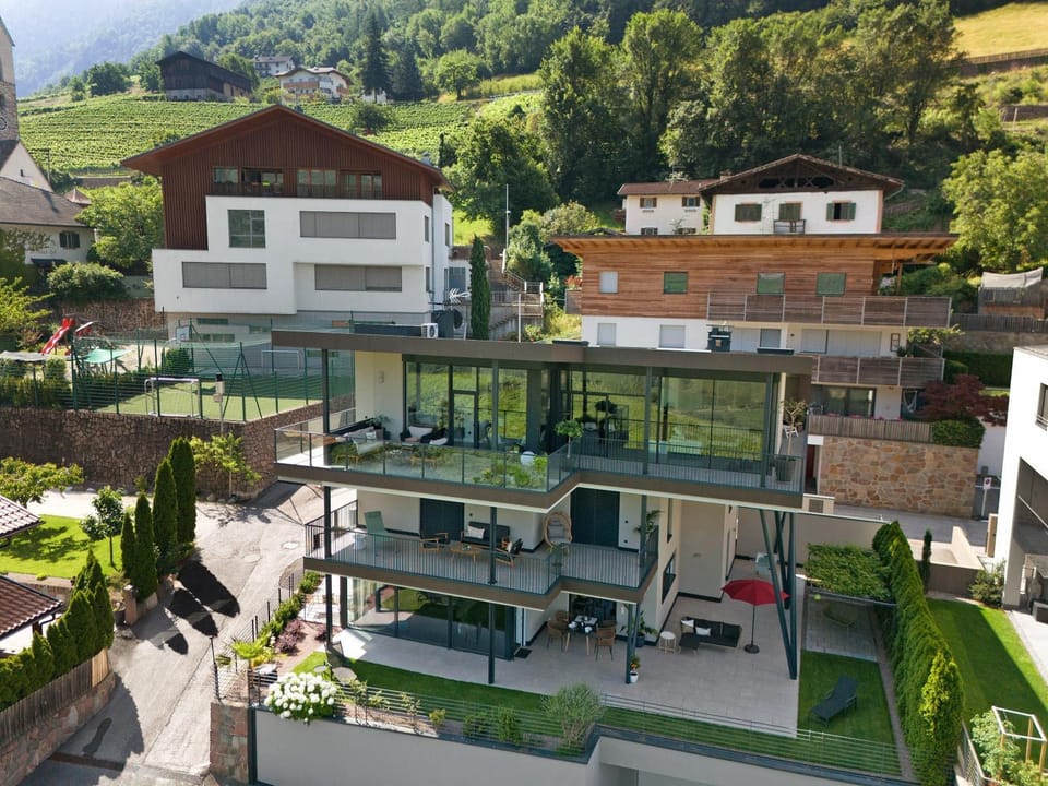 Property building, Living room