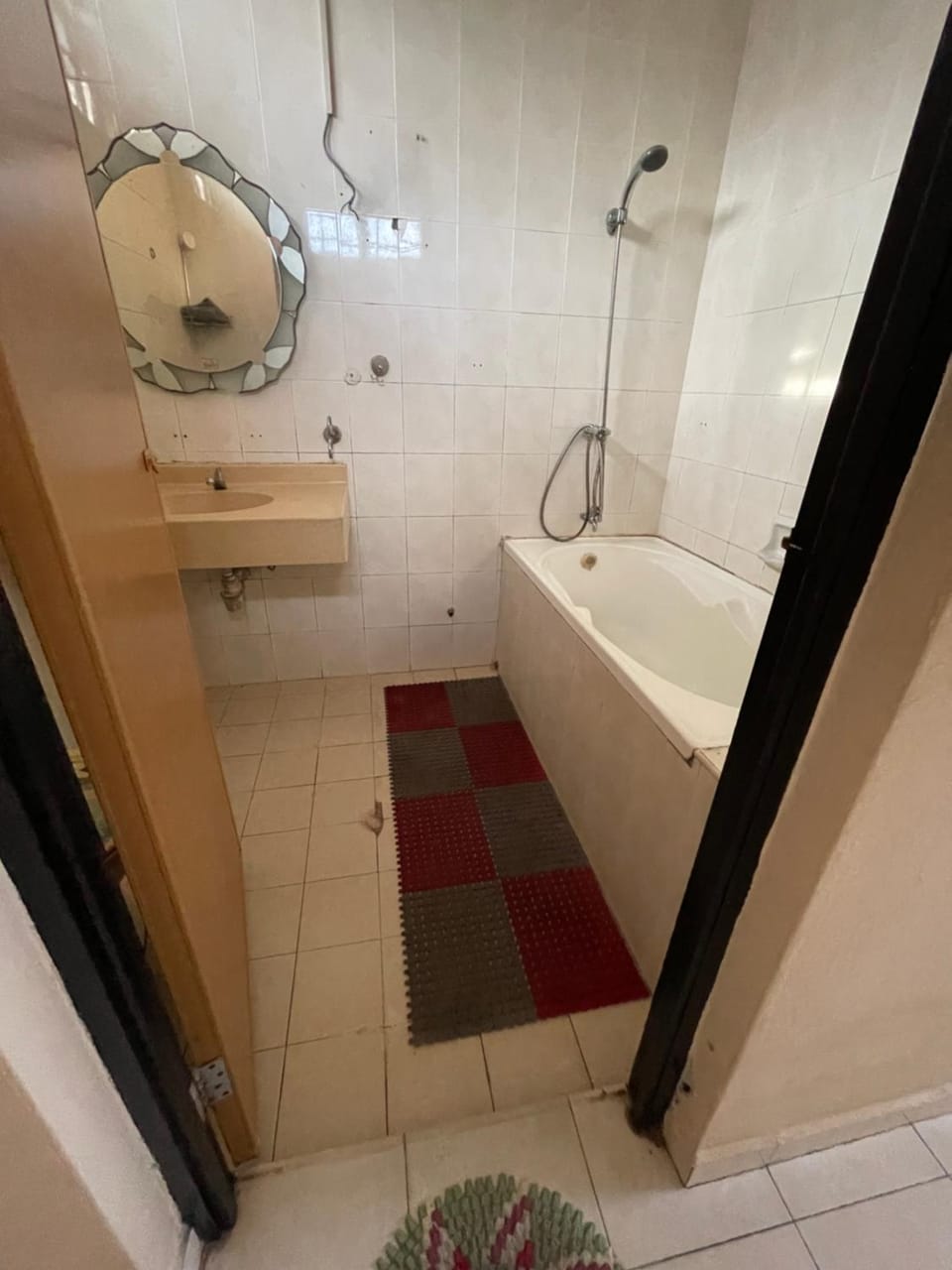 Bathroom, Bath