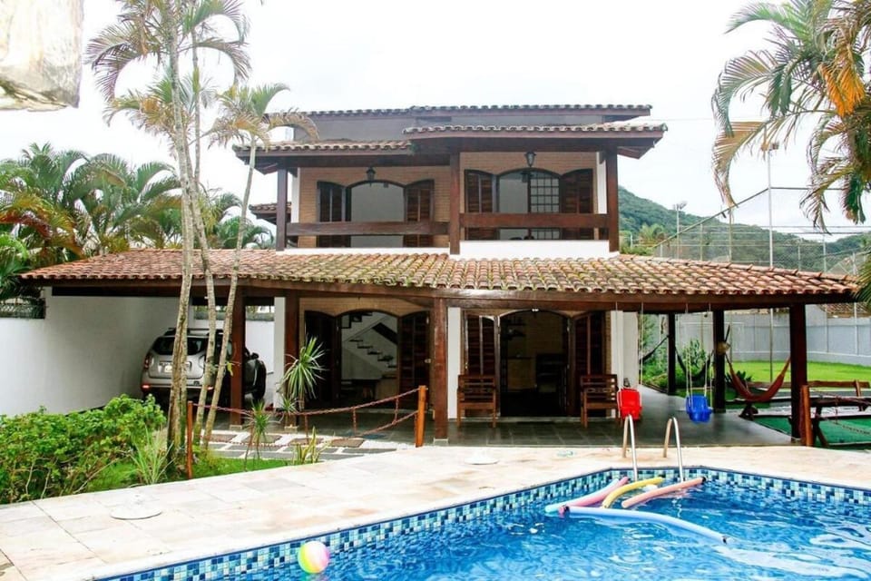 Casa MarLua House in Caraguatatuba